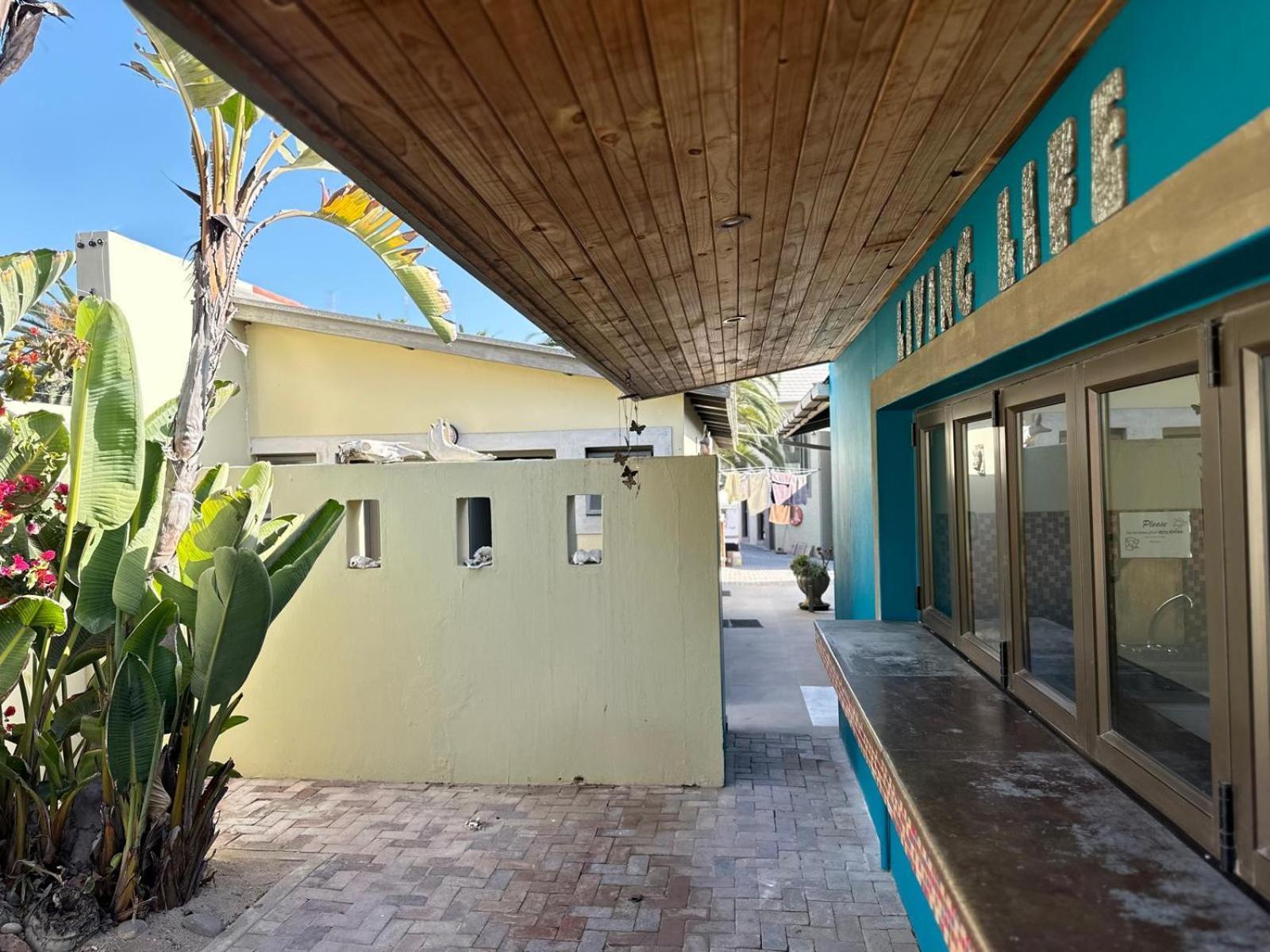 Skeleton Beach Backpackers Swakopmund Exterior photo