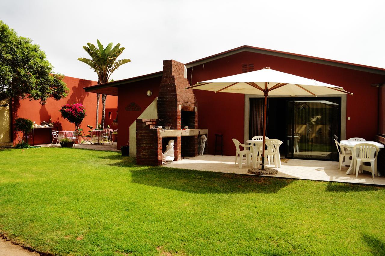 Skeleton Beach Backpackers Swakopmund Exterior photo