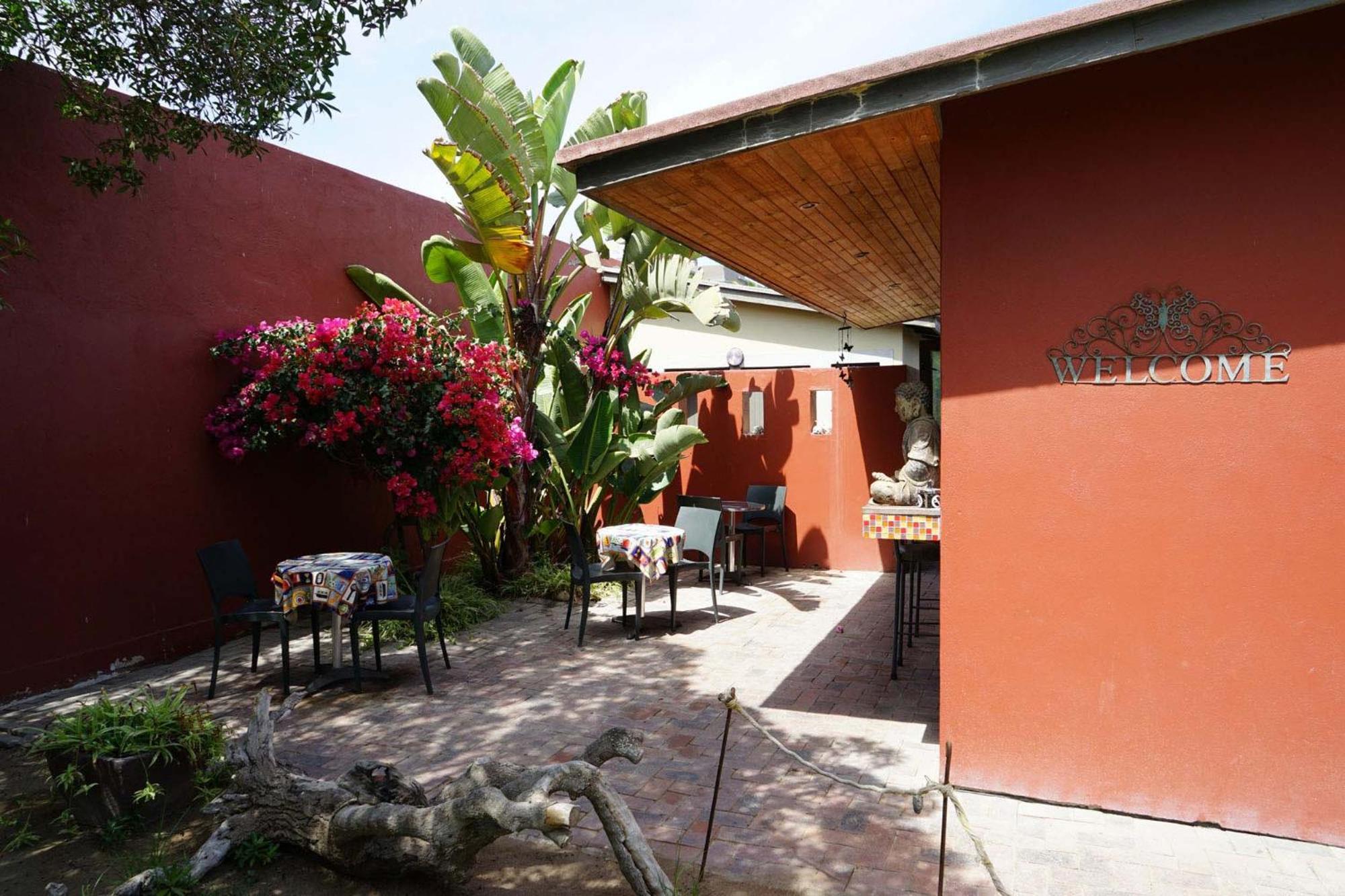 Skeleton Beach Backpackers Swakopmund Exterior photo